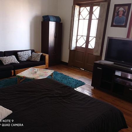 Hostal Irreal Santiago de Chile Zewnętrze zdjęcie