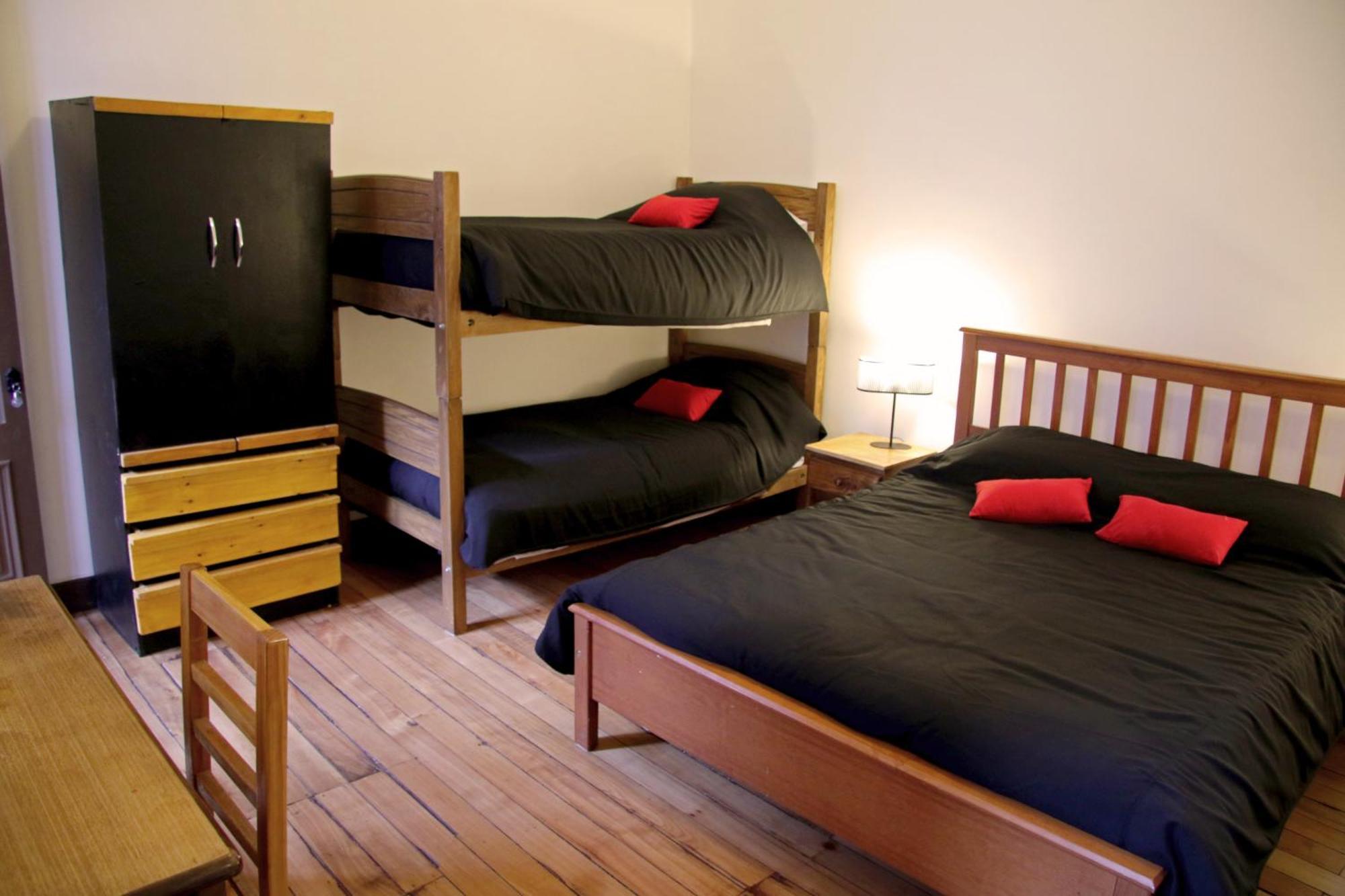 Hostal Irreal Santiago de Chile Zewnętrze zdjęcie